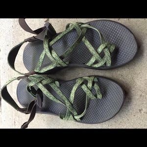 Size 7.5 chacos